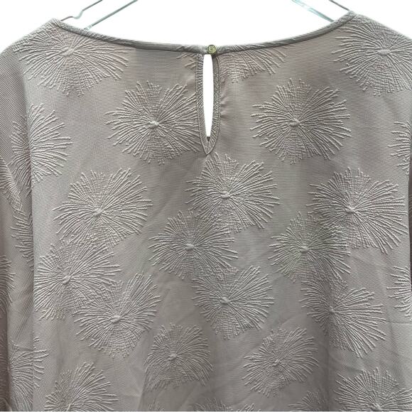 Liz Claiborne Blush Pink Knit Top Dandelion Embossed Button Shoulders Size 3X - Picture 10 of 10